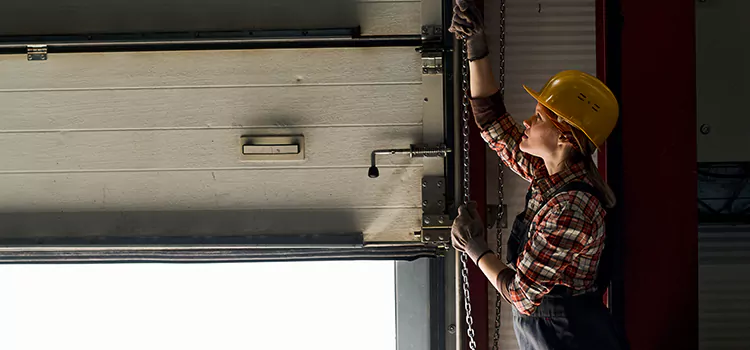 Addressing Common Garage Door Stoppage Issues in Seaside, CA